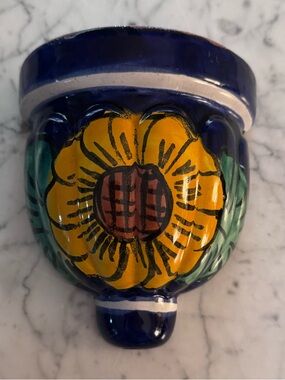 Talavera Mexican pottery wall pocket, like new